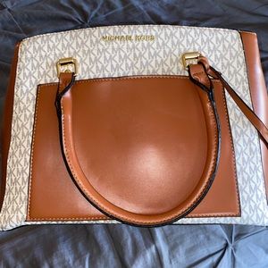 Michael Kors bag (discount mall)